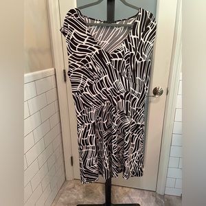 Tiana B ladies dress, XL